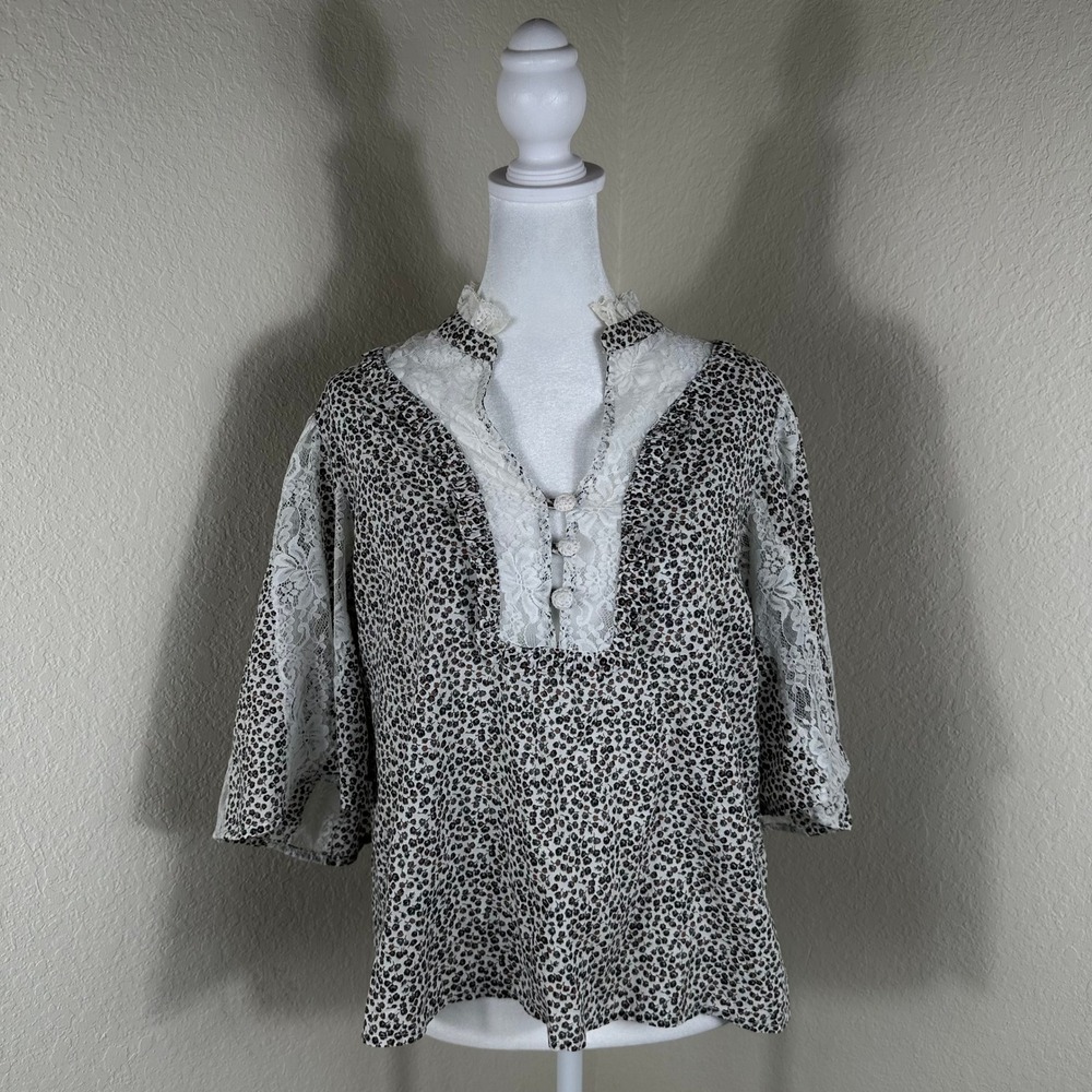 Anthropologie Blouse Women Small Gray Floral Lace Trim Boho Cottagecore Top